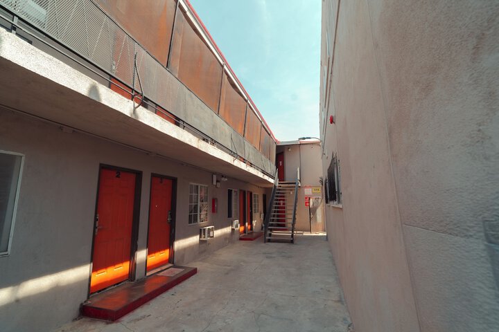 Clarendon Hotel