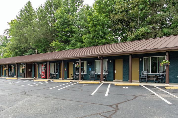 Townsend River Breeze Inn