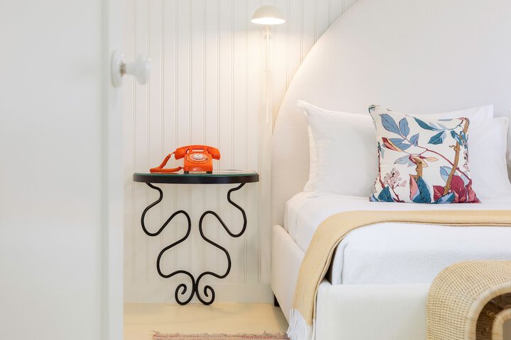 Room 65 of 150