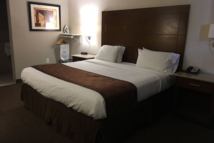 Room 39 of 60
