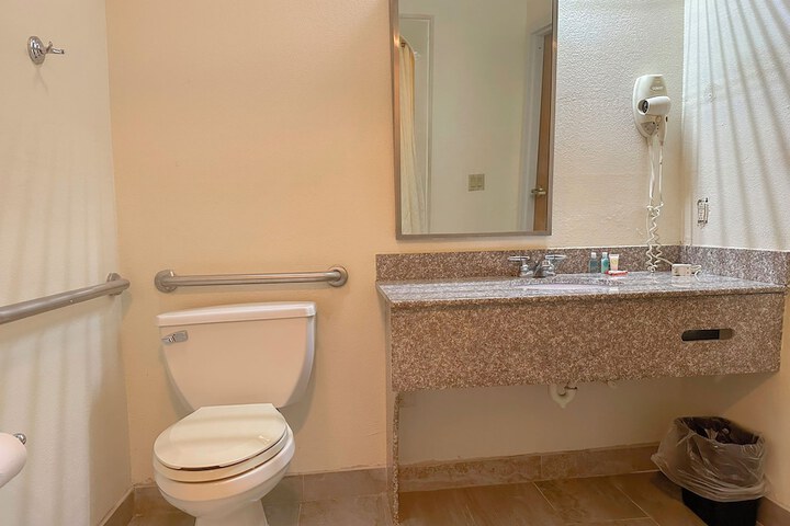 Classic Inn by Townhouse American Way Memphis I 240