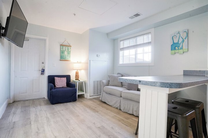 The Lighthouse Resort Inn & Suites