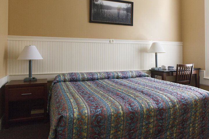 Room 24 of 41