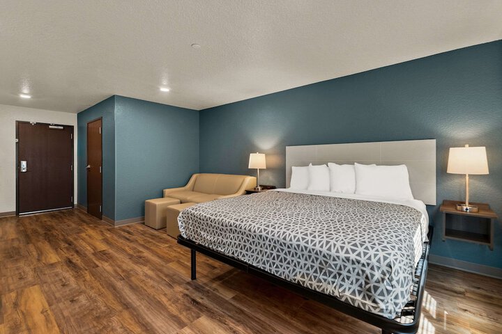 Room 20 of 26