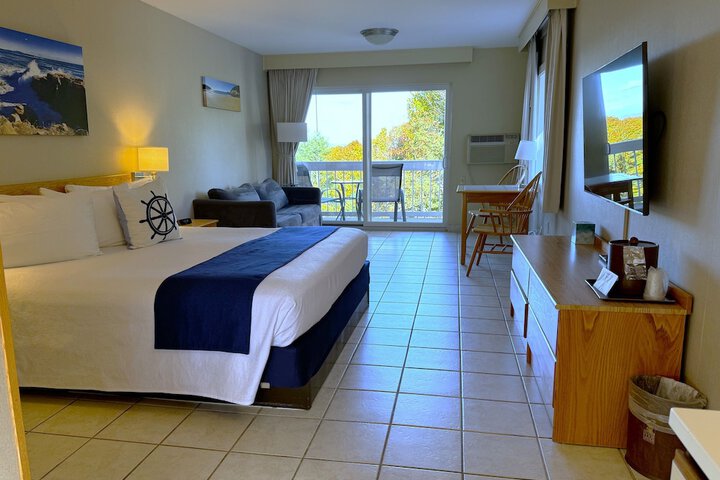 Room 26 of 111