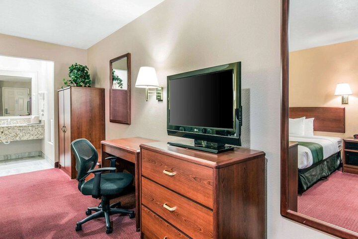 Room 29 of 73