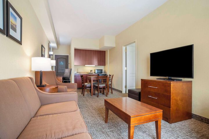 Room 10 of 45