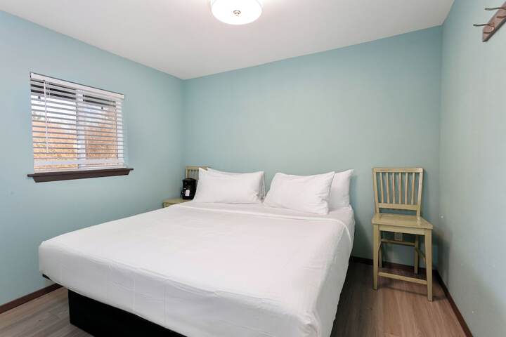 Breakwater Resort