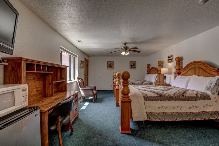 Room 42 of 110