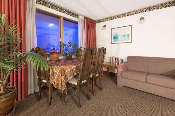 Super 8 by Wyndham Laramie