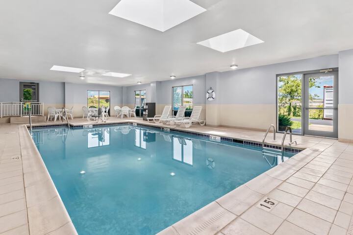 Spark by Hilton Mechanicsburg