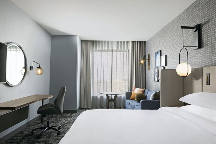 Room 65 of 118