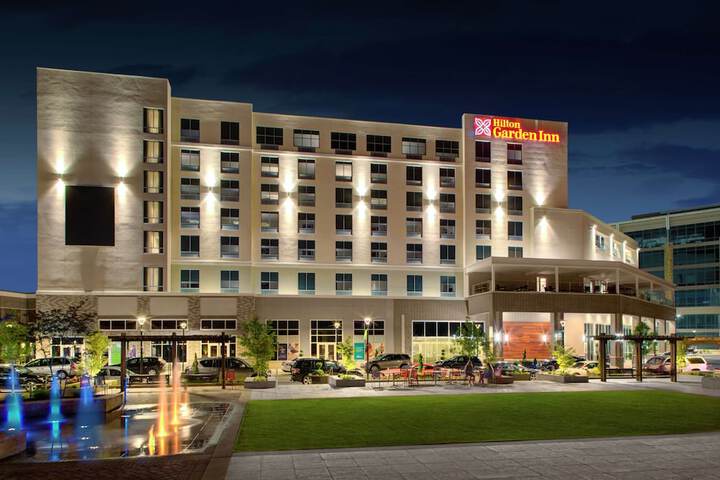 Hotel 2 of 71