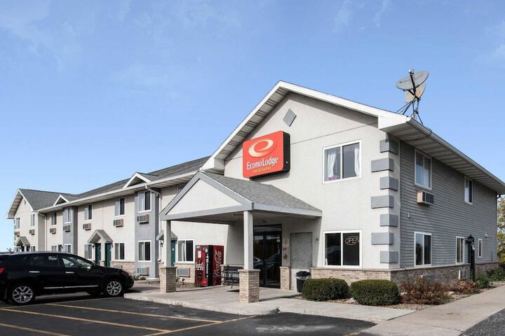 Hotel 4 of 55
