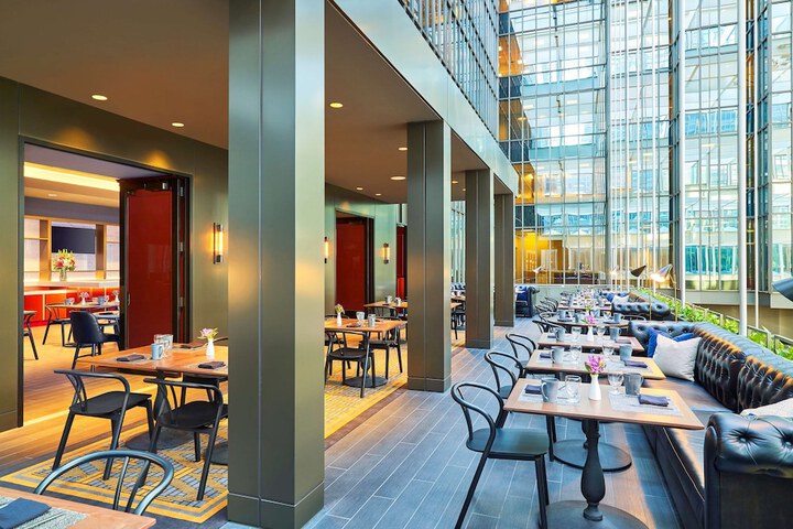 The Marquette Hotel Curio Collection by Hilton