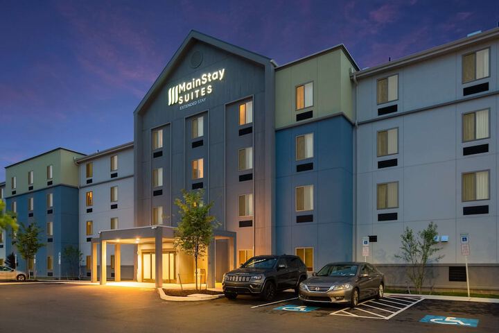 Hotel 2 of 39