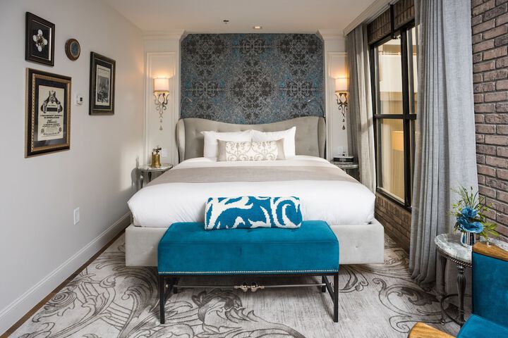 The Iveys Hotel