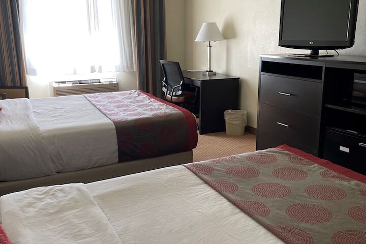 Room 12 of 29