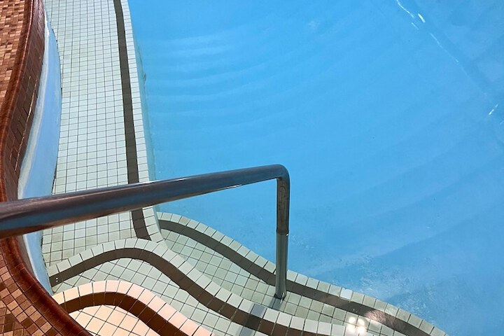 Pool 15 of 125