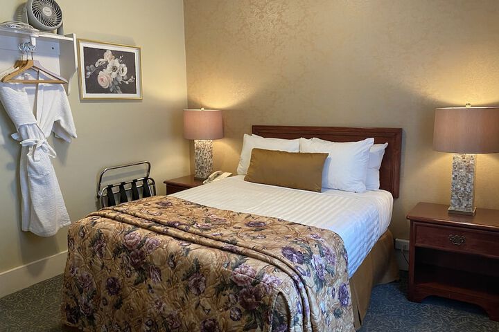 Room 25 of 54
