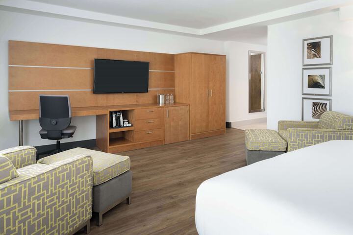Room 7 of 25