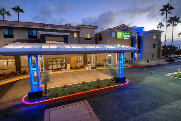 Hotel 4 of 43