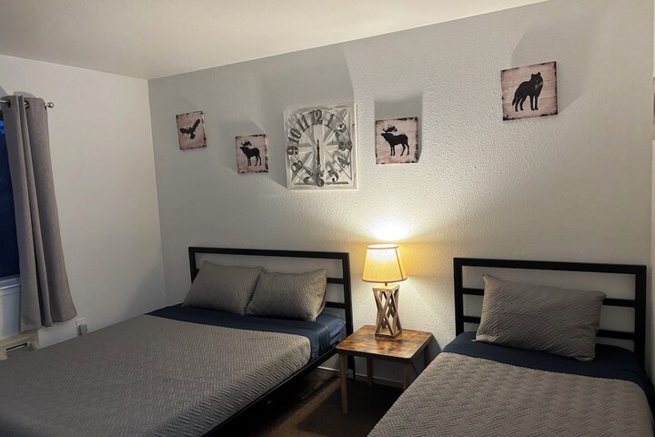 Room 53 of 158