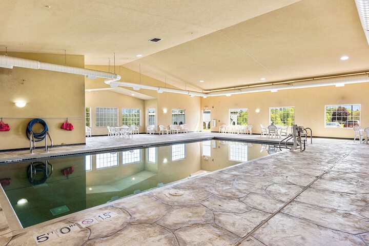 Pool 20 of 81
