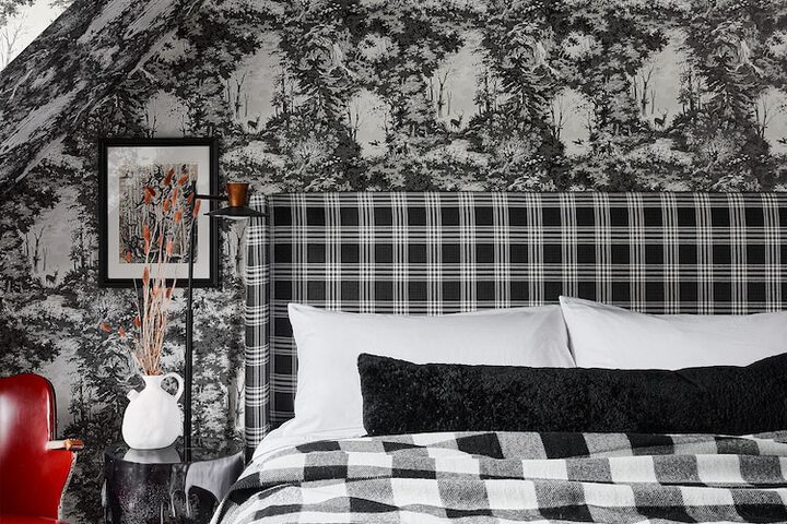 Room 20 of 65