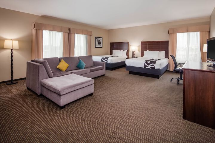 Room 13 of 22