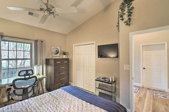 Indoor Pool & Golf Course Views: Lake Lure Condo!