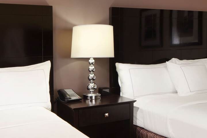 DoubleTree by Hilton El Paso Downtown