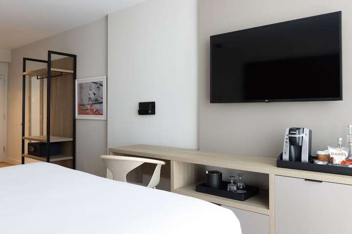 Room 45 of 92