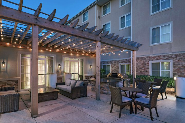 Terrace/Patio 29 of 30