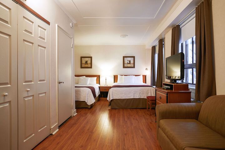Room 40 of 44