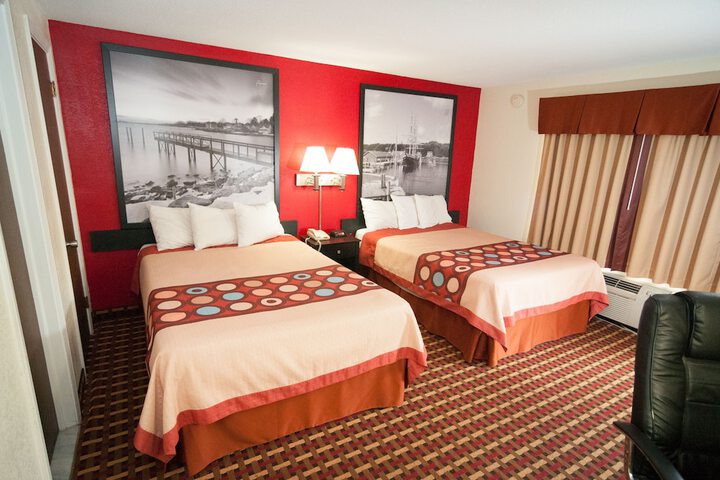 Super 8 by Wyndham Old Saybrook