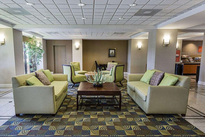 Comfort Inn & Suites Southwest Fwy at Westpark