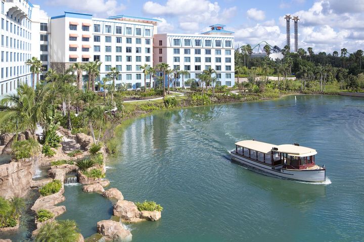 Universals Loews Sapphire Falls Resort