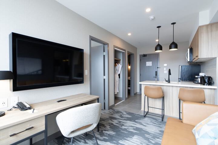 Sandman Signature Dartmouth Hotel & Suites