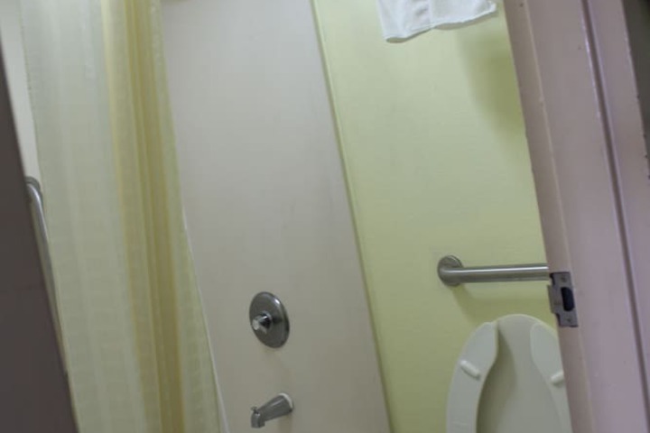 Room 18 of 62