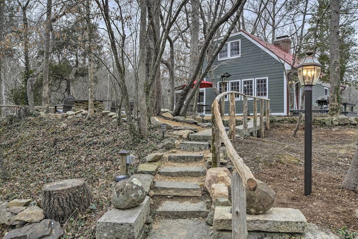 Warm + Peaceful Home w / Fire Pit on Haw River