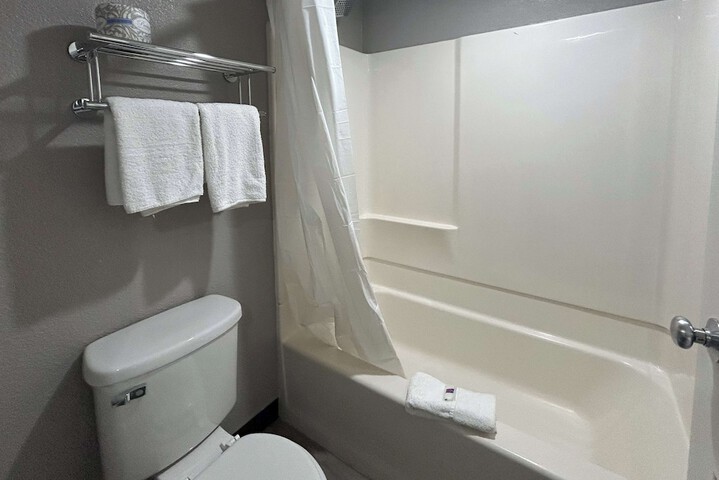 Room 3 of 15