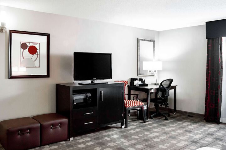 Room 13 of 22