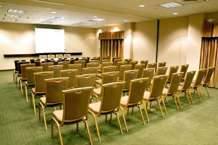 Hampton Inn Calera