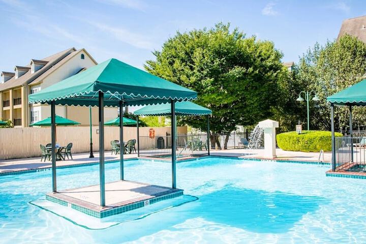 French Quarter Resort