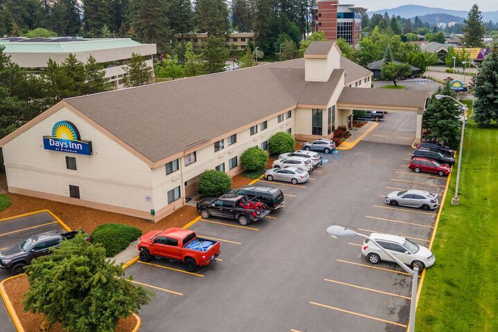 Hotel 5 of 52