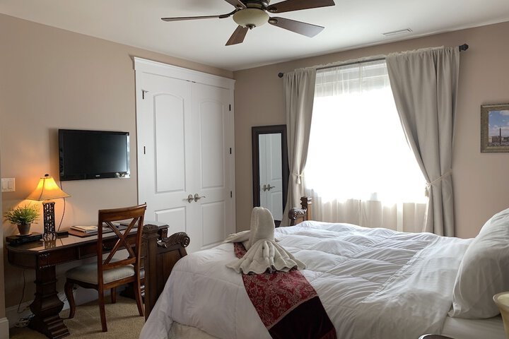 Room 9 of 44