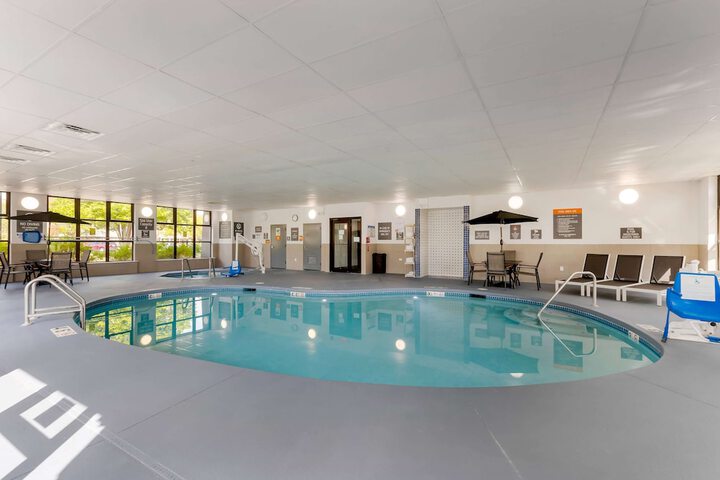 Pool 17 of 78