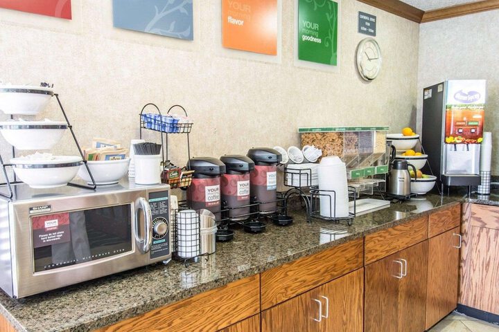 Breakfast/Coffee Service 29 of 29