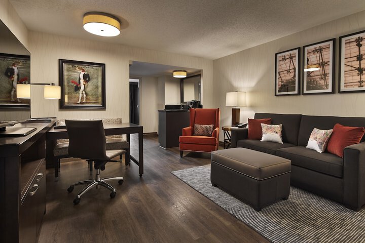 Room 43 of 62